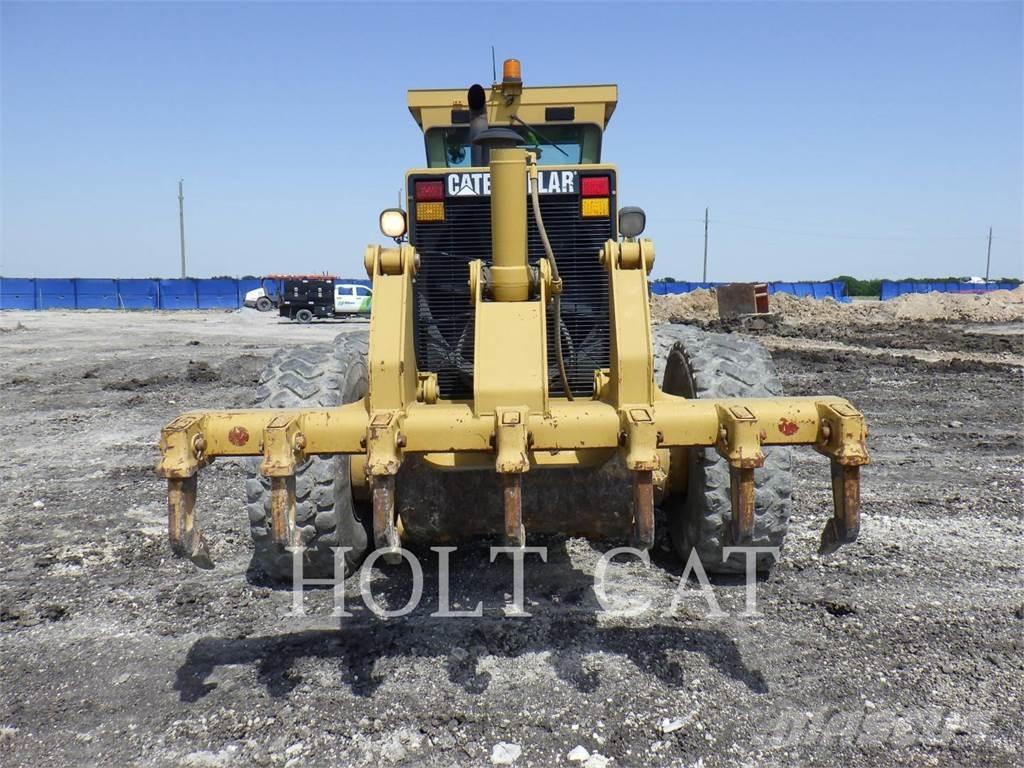 CAT 14H Väghyvlar