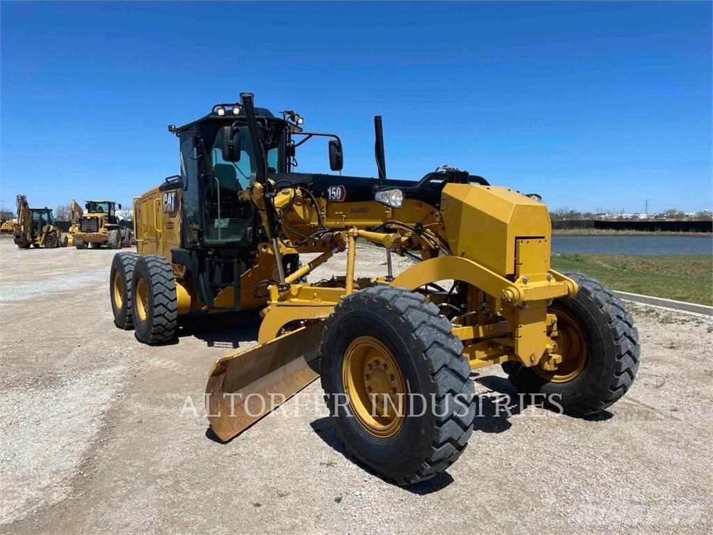 CAT 150-15 Väghyvlar