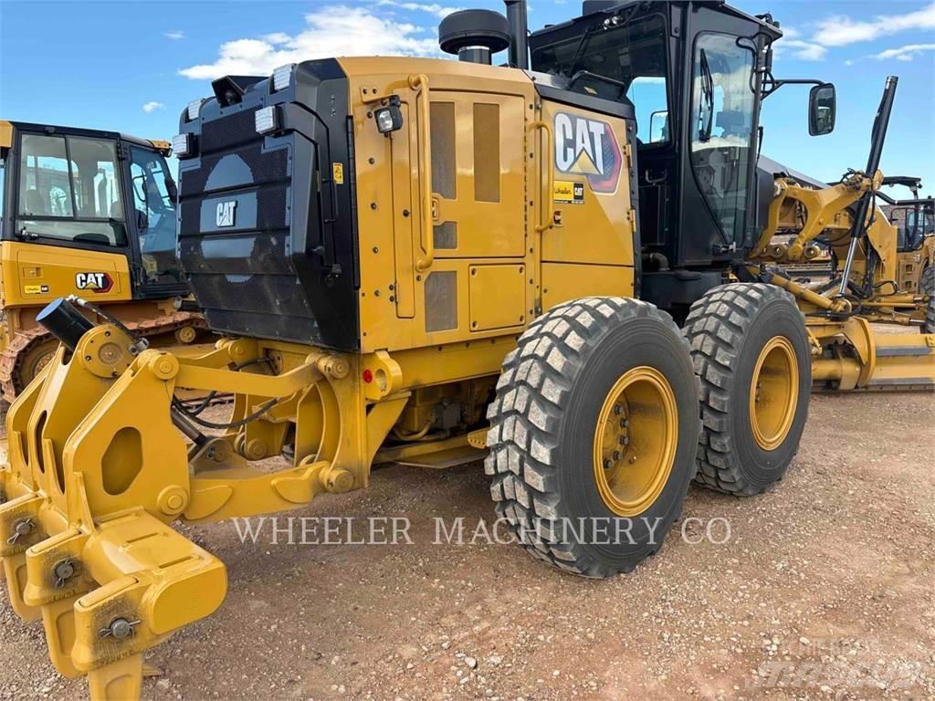 CAT 150 15 Väghyvlar