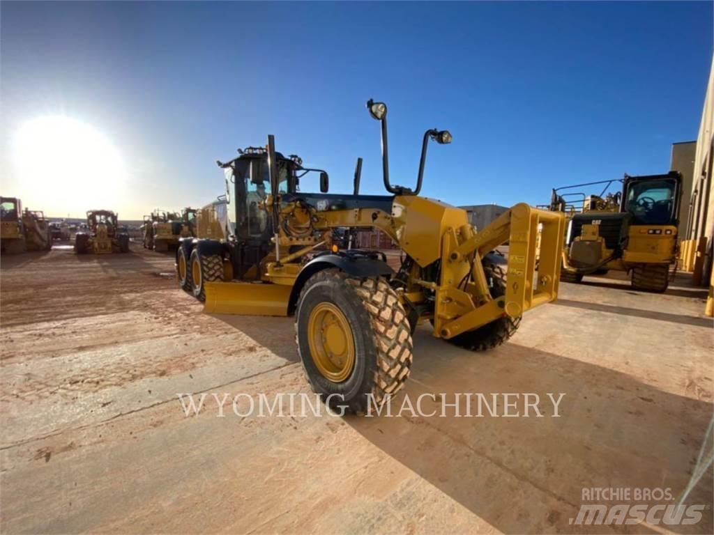 CAT 150 AWD Väghyvlar