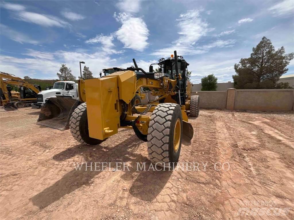 CAT 150 AWD Väghyvlar