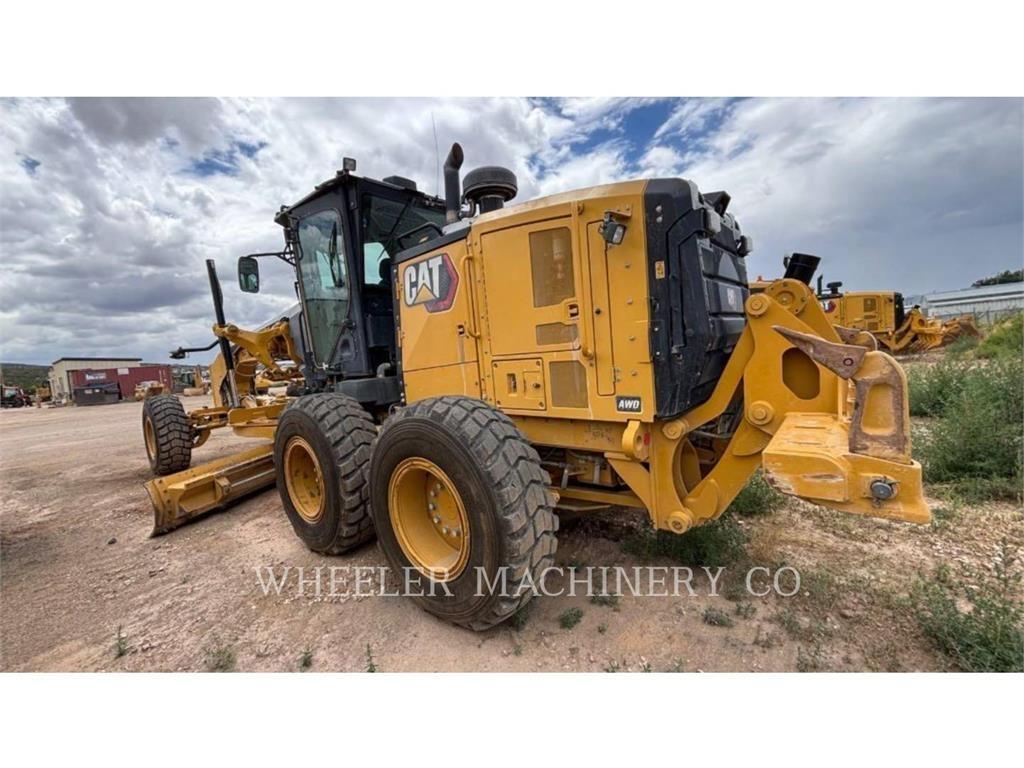 CAT 150 AWD Väghyvlar
