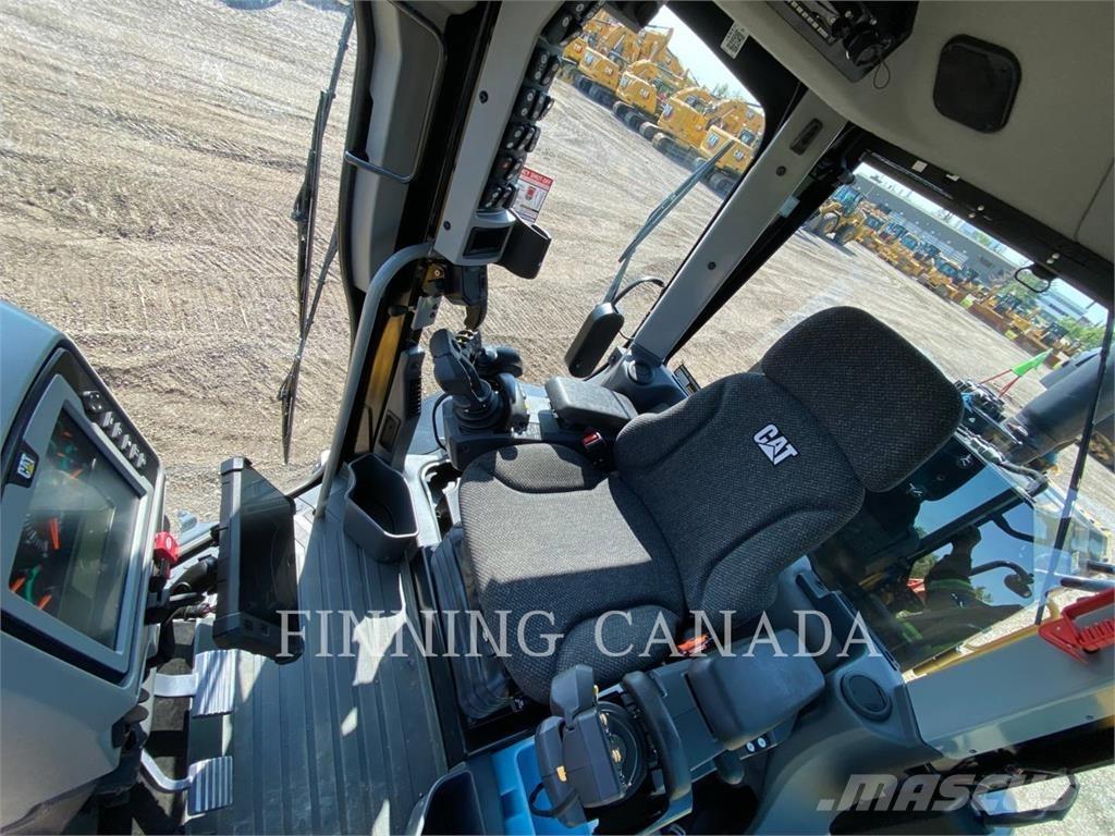 CAT 150 AWD Väghyvlar