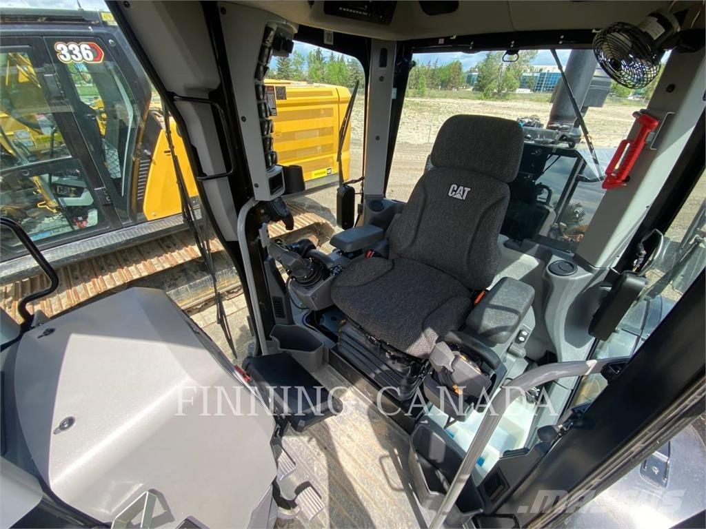 CAT 150 AWD Väghyvlar