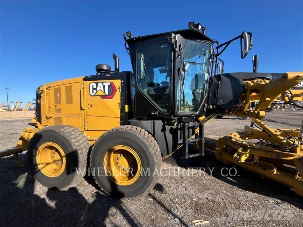 CAT 150 AWD Väghyvlar