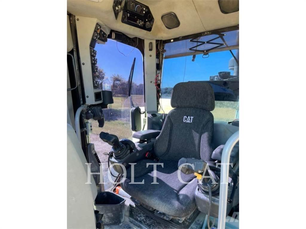 CAT 150AWD JOY Väghyvlar