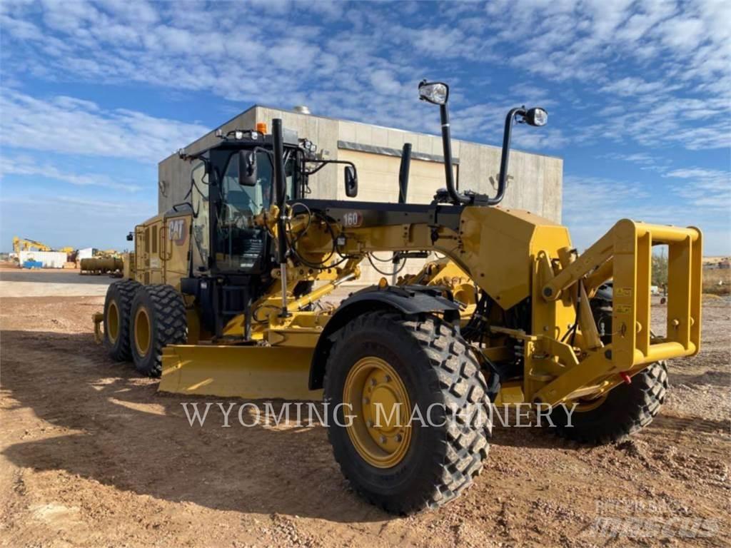 CAT 160 AWD Väghyvlar