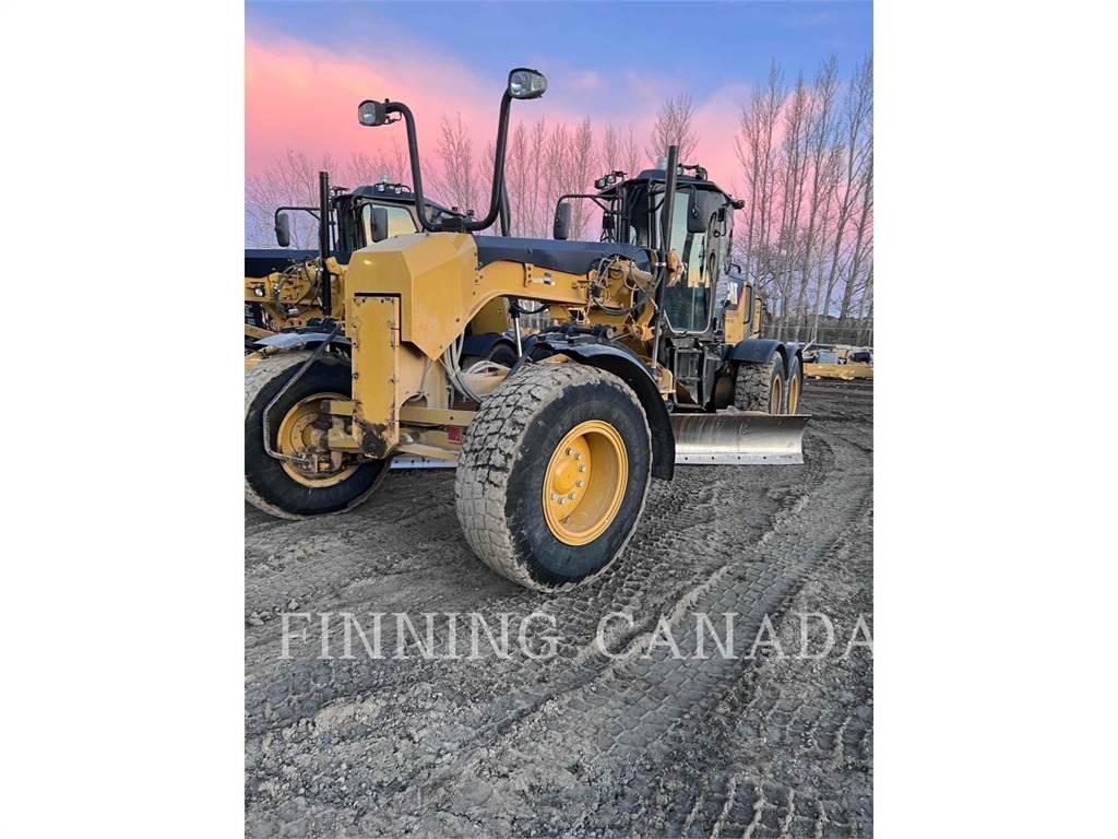 CAT 160M Väghyvlar