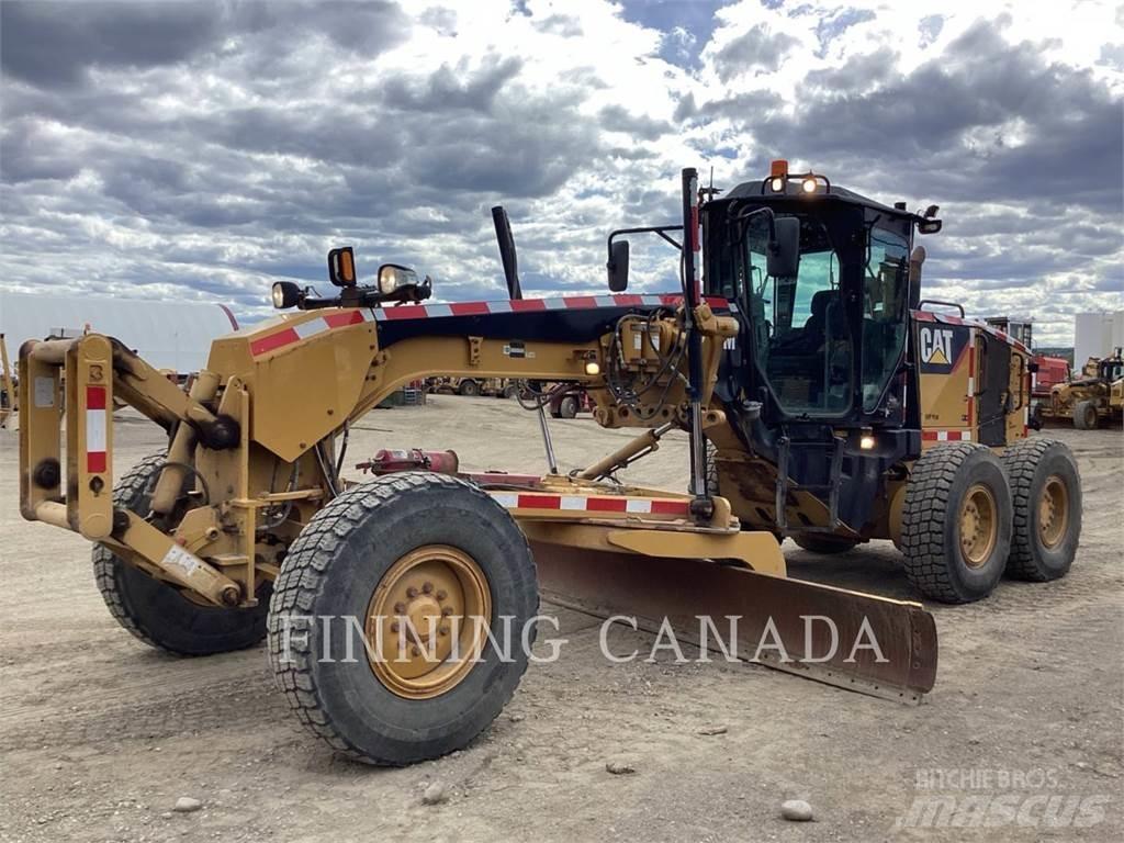 CAT 160M Väghyvlar