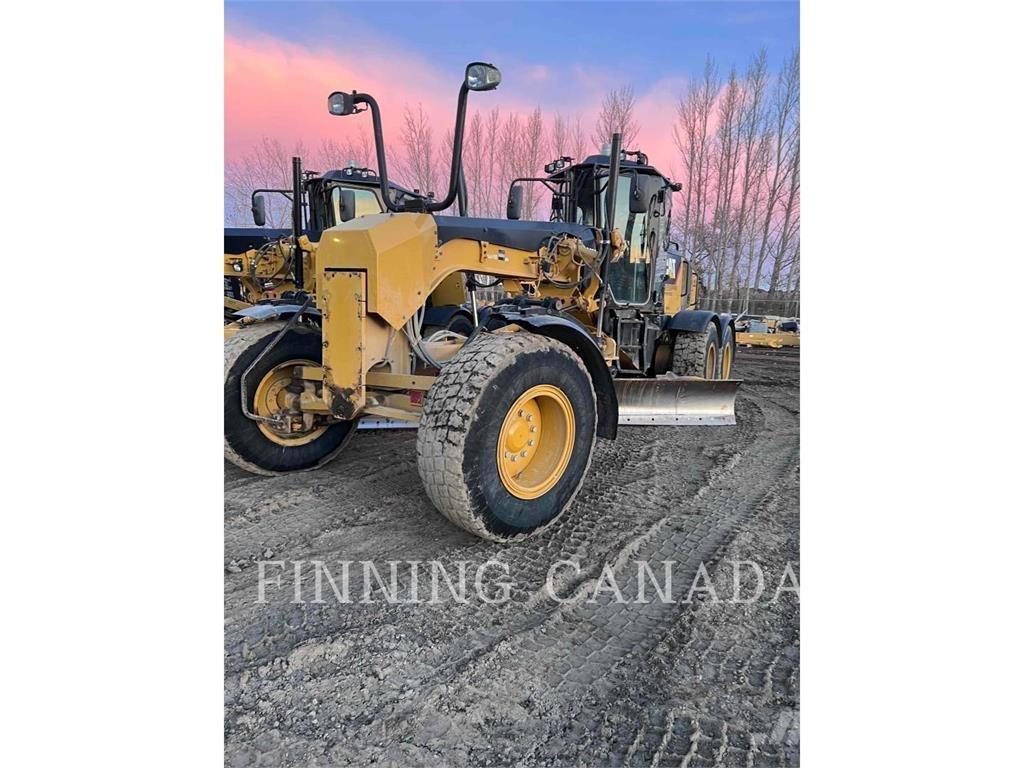 CAT 160M Väghyvlar