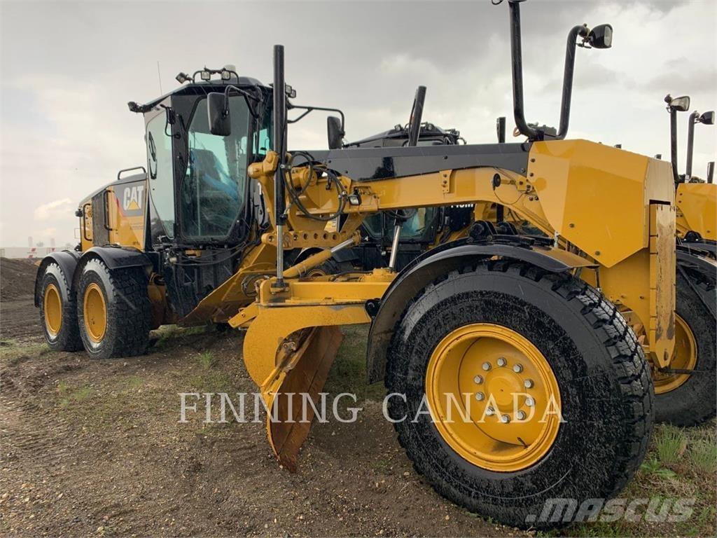 CAT 160M Väghyvlar