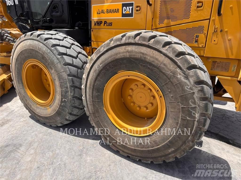 CAT 160M AWD Väghyvlar