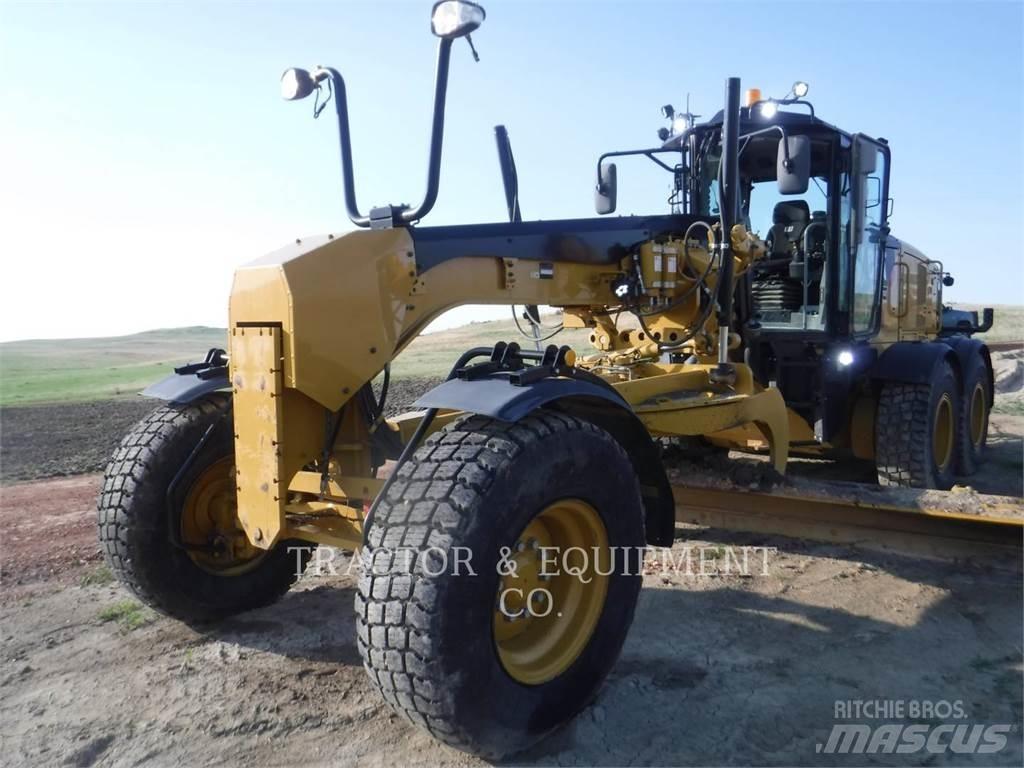 CAT 160M3 Väghyvlar