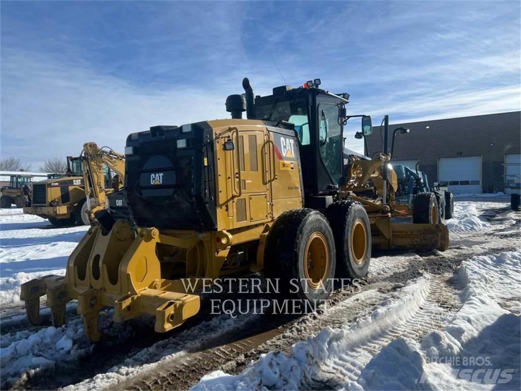 CAT 160M3 Väghyvlar