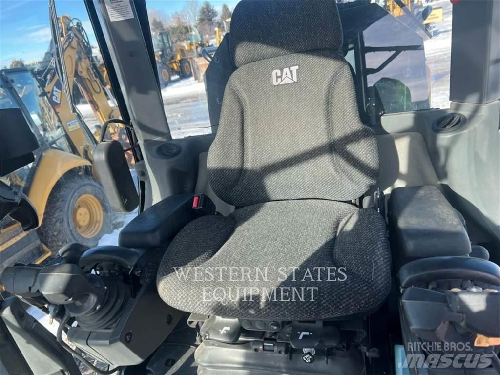 CAT 160M3 Väghyvlar