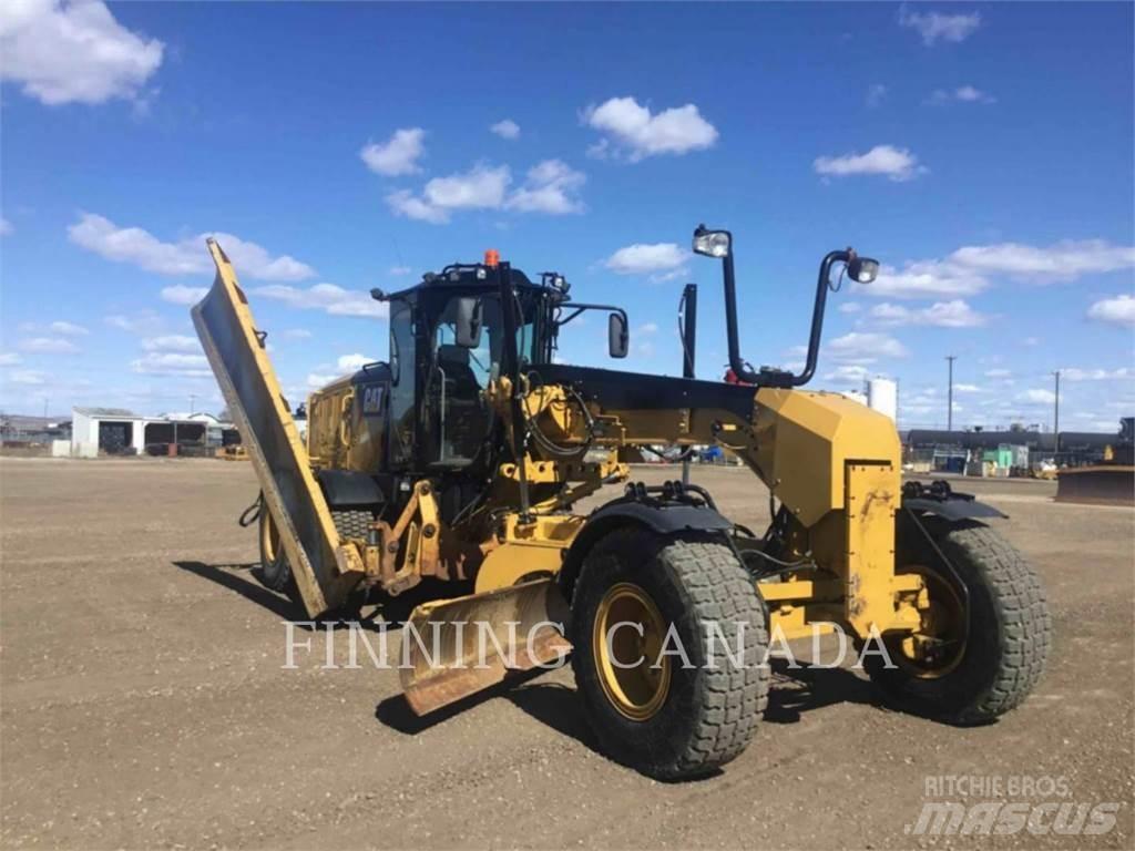 CAT 160M3 Väghyvlar