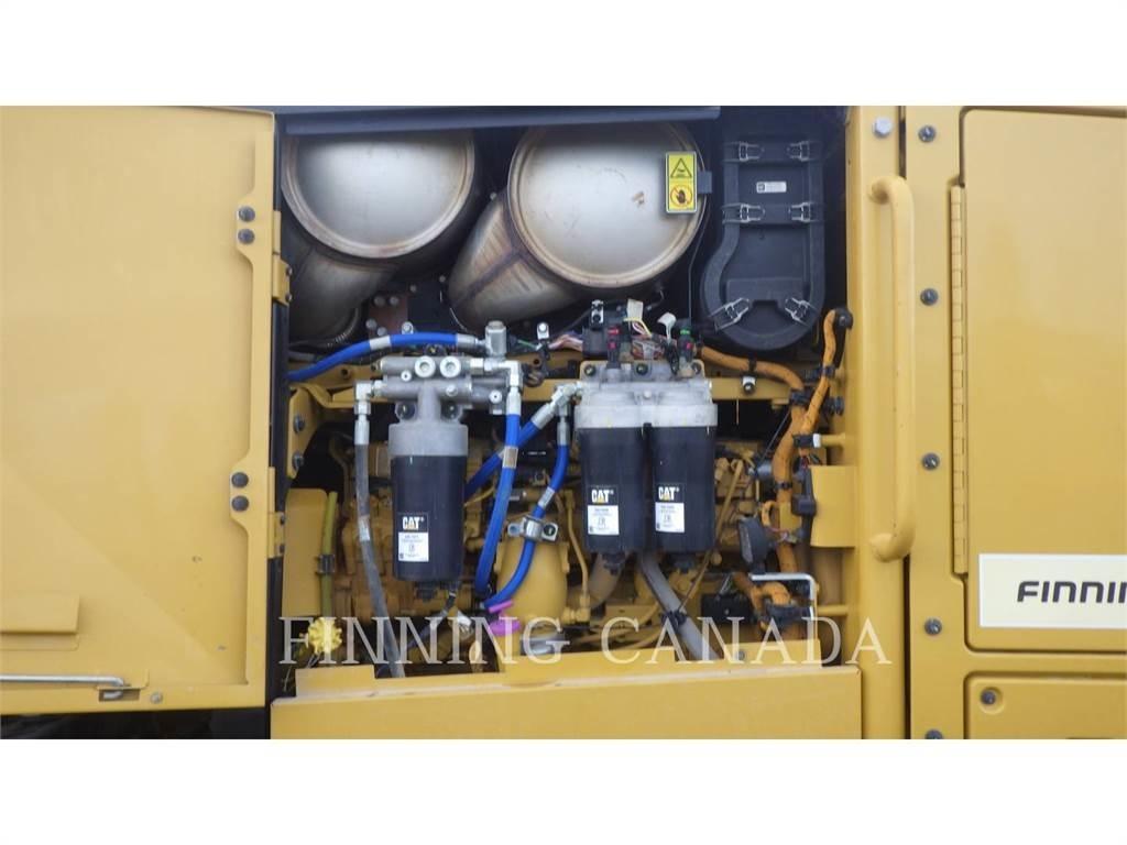 CAT 160M3 Väghyvlar