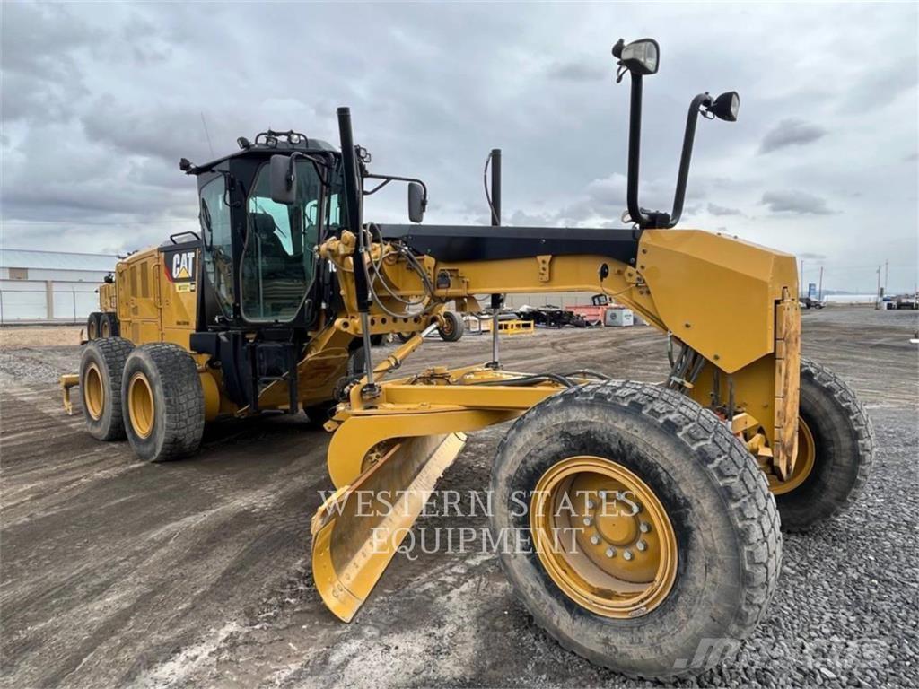 CAT 160M3 Väghyvlar
