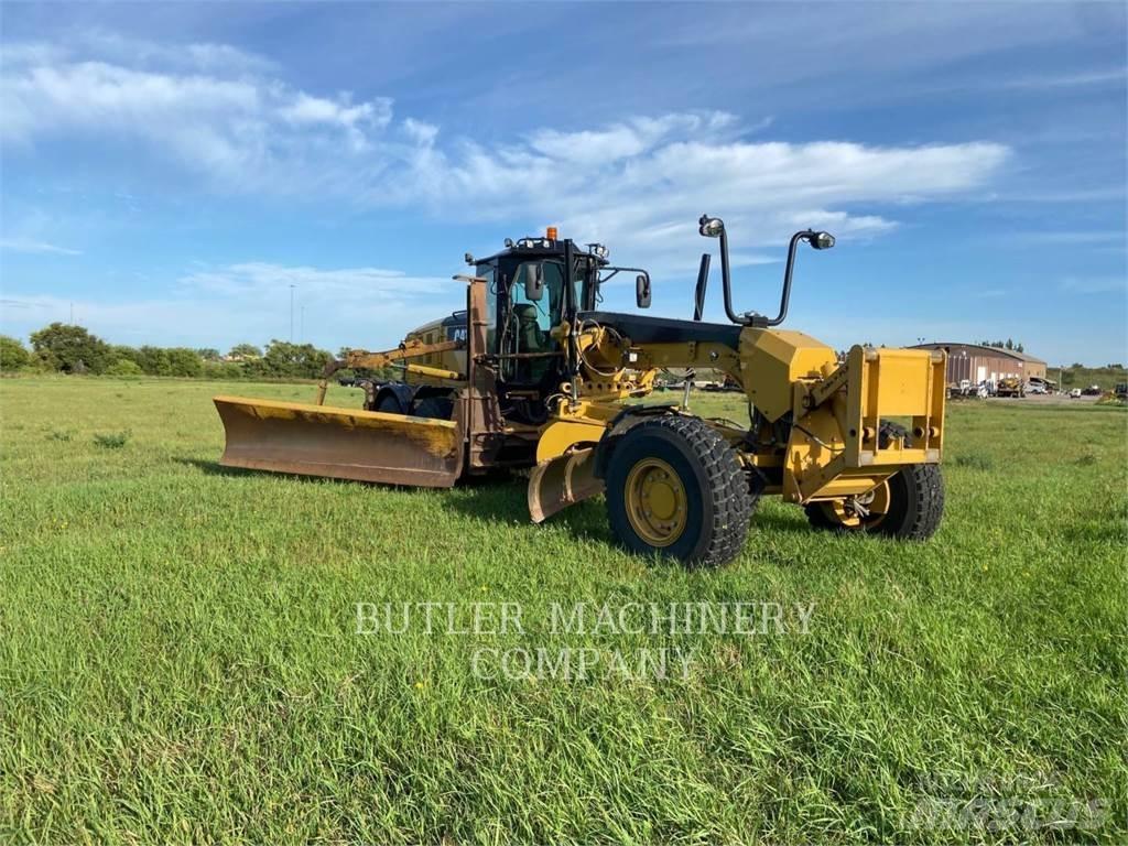 CAT 160M3 AWD Väghyvlar