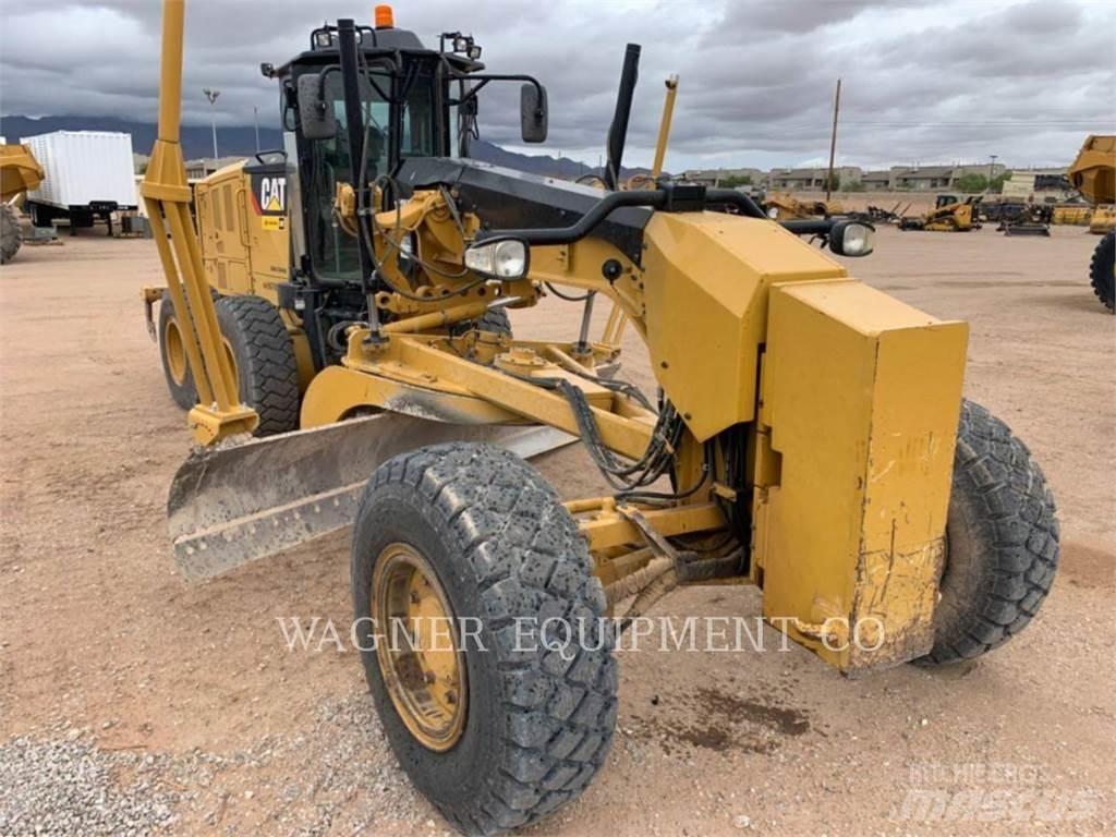CAT 160M3 AWD Väghyvlar