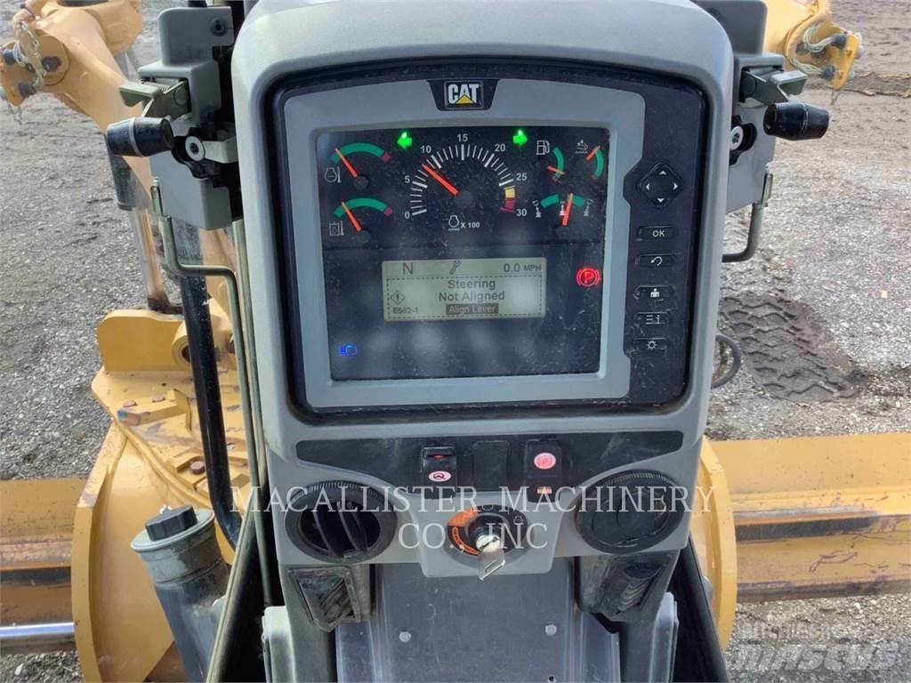CAT 160M3AWD Väghyvlar