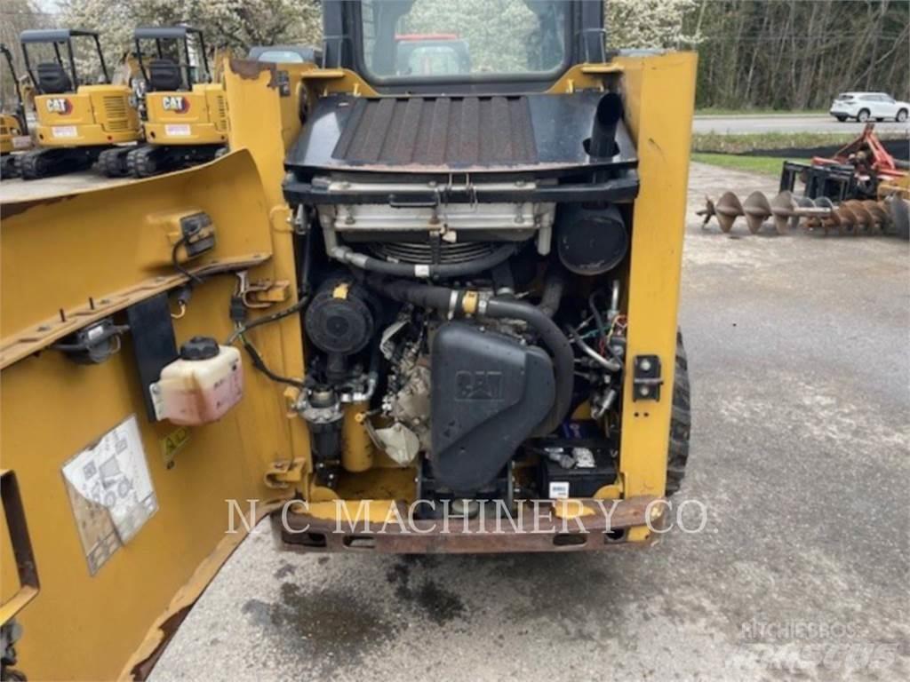 CAT 216B3 CN Kompaktlastare