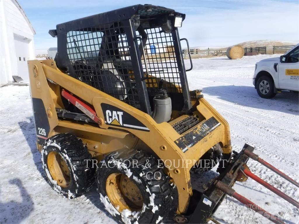 CAT 226 Kompaktlastare