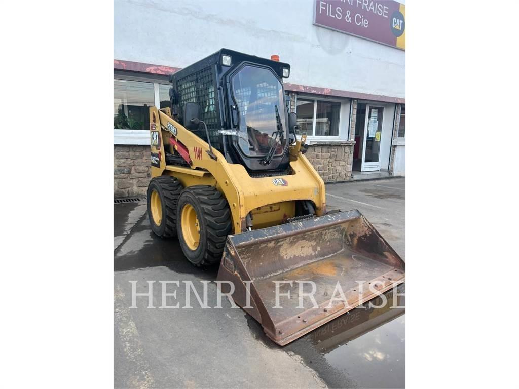 CAT 226B3 Kompaktlastare