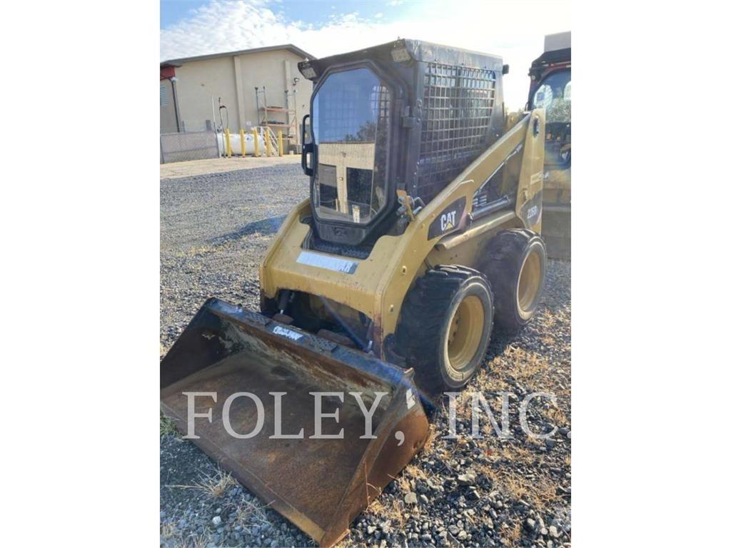 CAT 226B3 Kompaktlastare