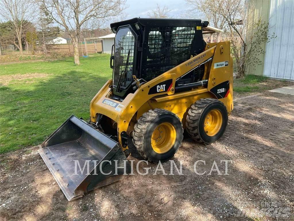 CAT 226B3 C Kompaktlastare