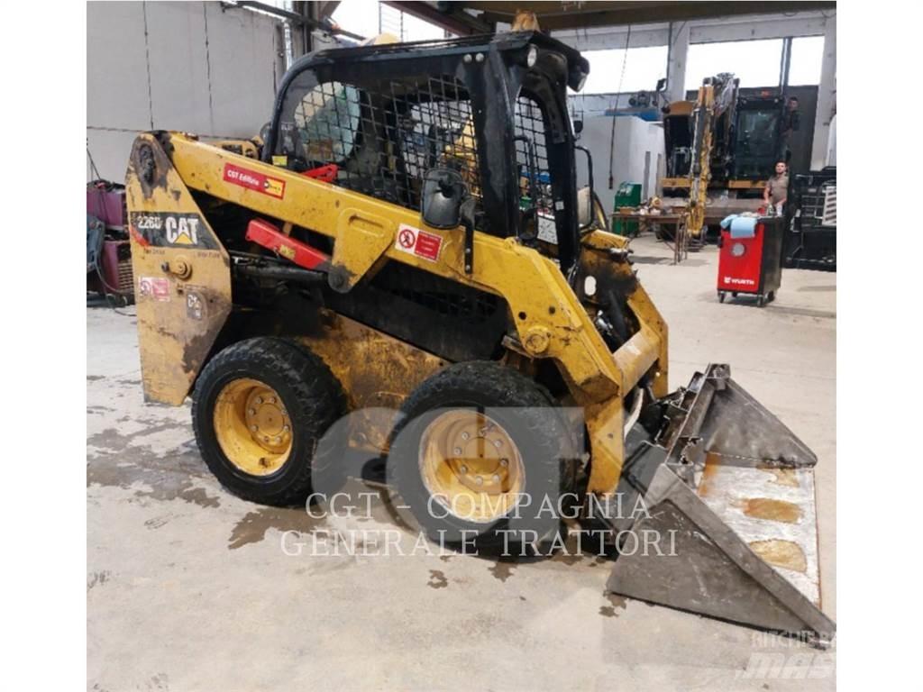 CAT 226D Kompaktlastare
