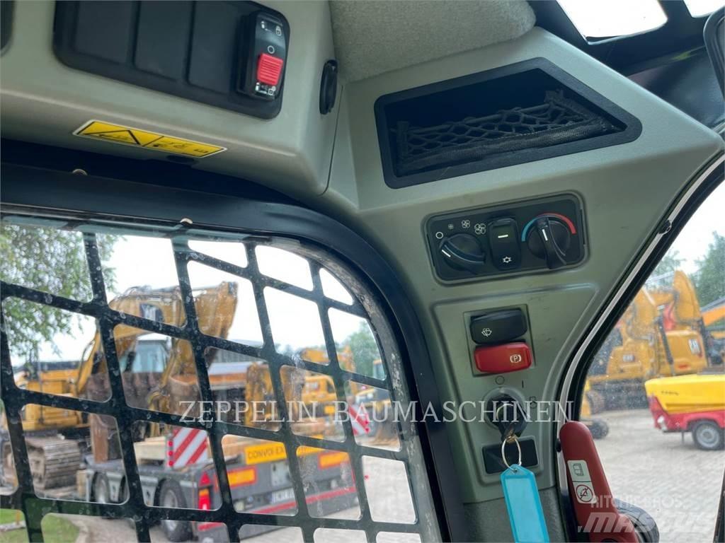 CAT 226D Kompaktlastare