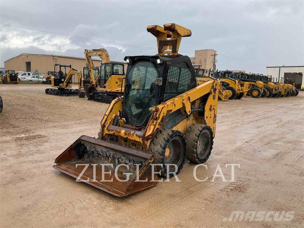CAT 226D Kompaktlastare