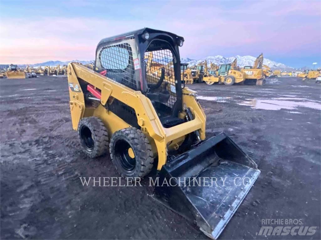 CAT 226D C1-H2 Kompaktlastare