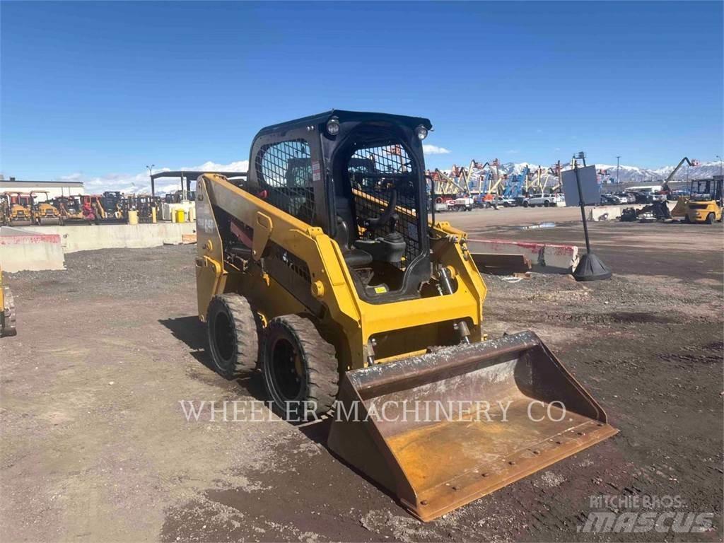 CAT 226D C1-H2 Kompaktlastare