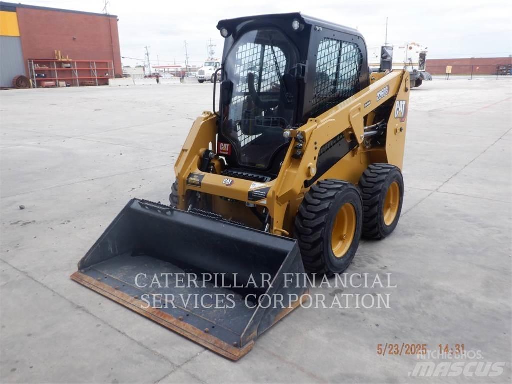 CAT 226D3 Kompaktlastare