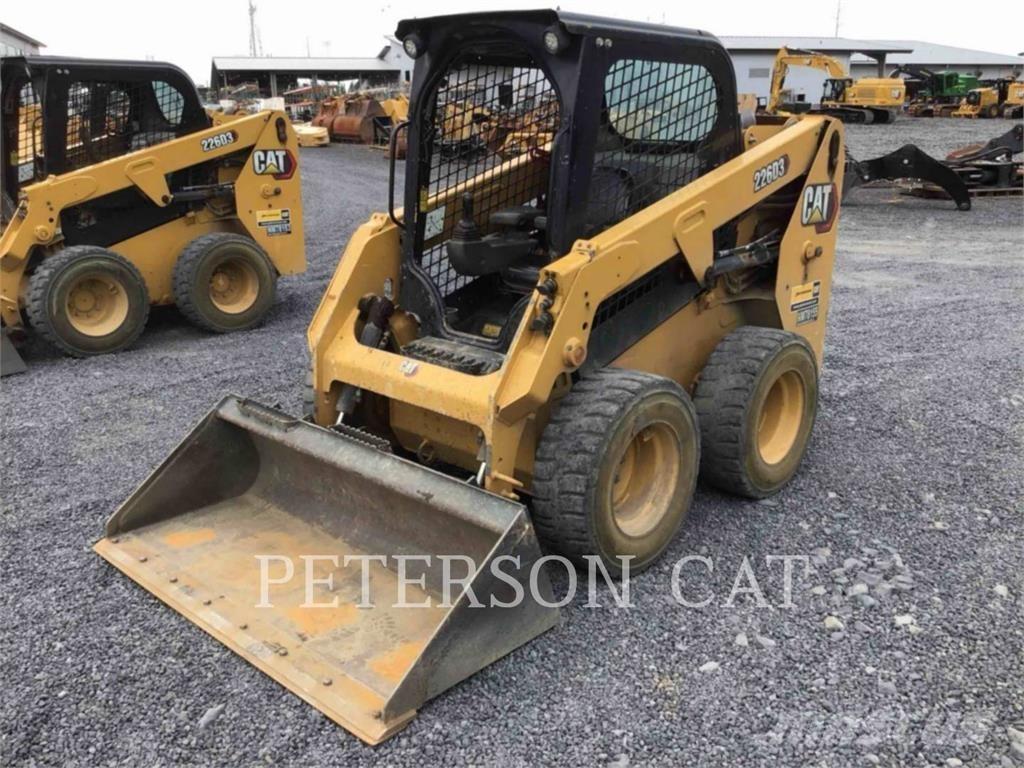 CAT 226D3 Kompaktlastare