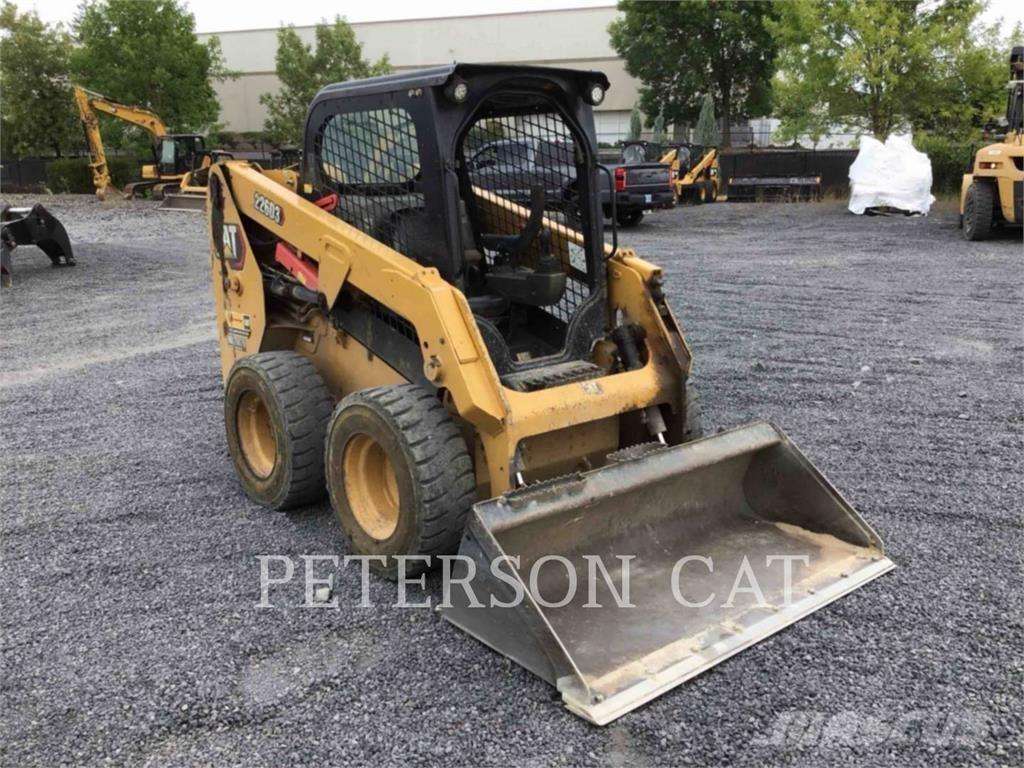 CAT 226D3 Kompaktlastare