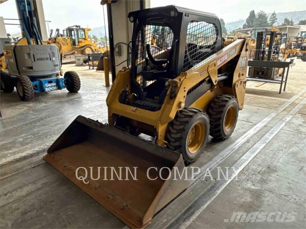 CAT 226D3 Kompaktlastare