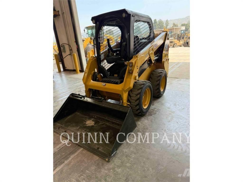 CAT 226D3 Kompaktlastare
