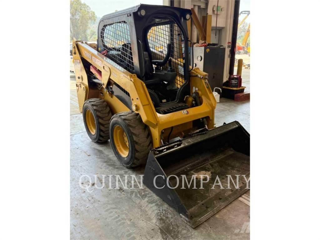 CAT 226D3 Kompaktlastare