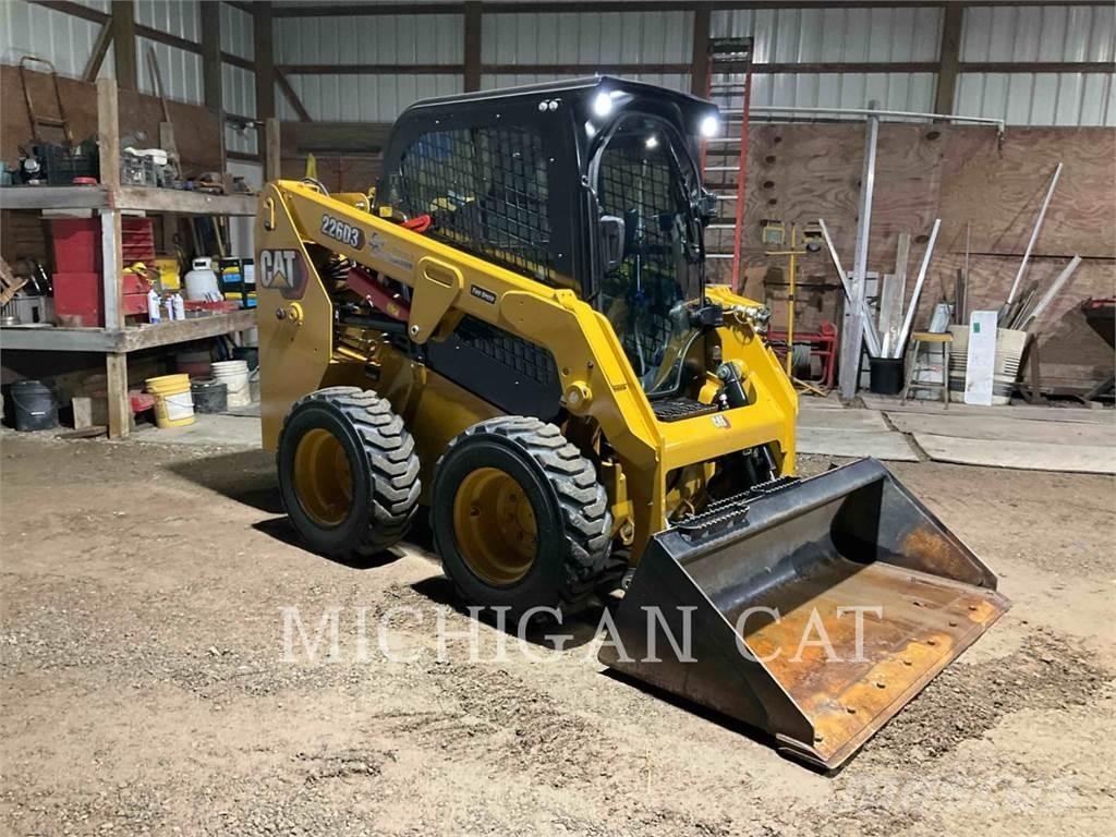 CAT 226D3 AQ Kompaktlastare