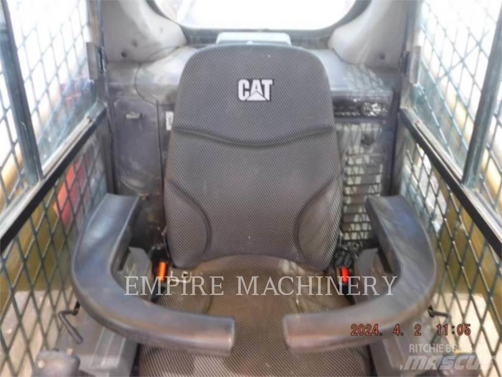 CAT 226D3 CA Kompaktlastare