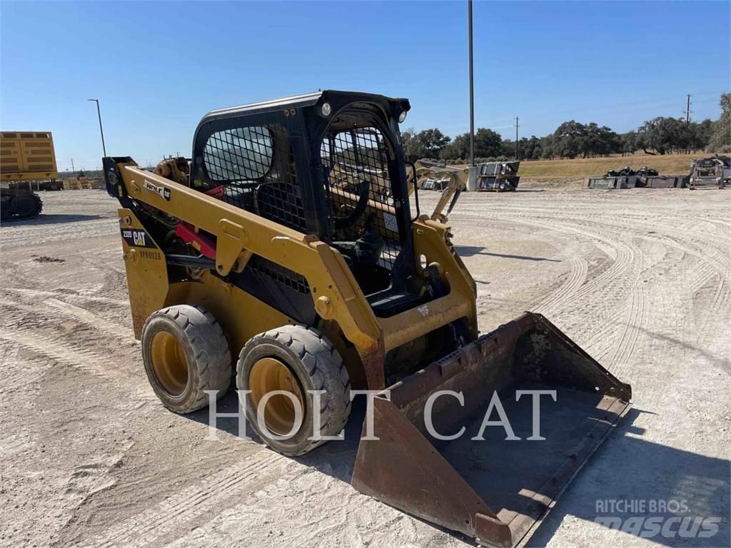 CAT 232D Kompaktlastare