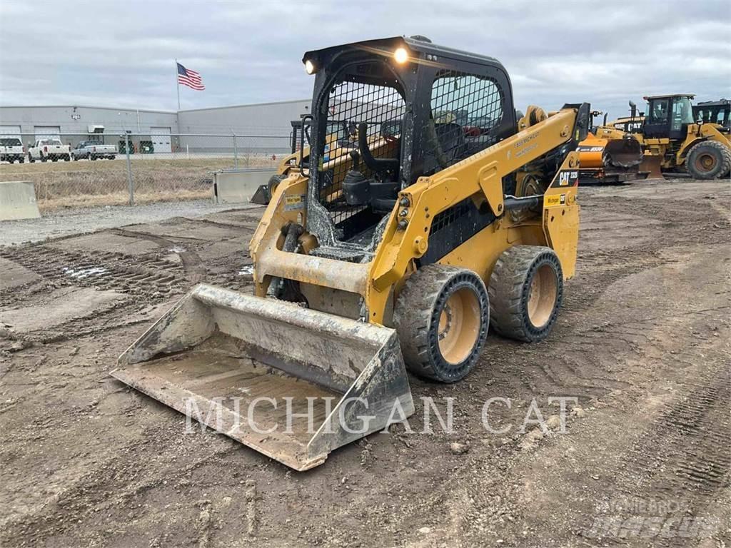 CAT 232D Q+ Kompaktlastare