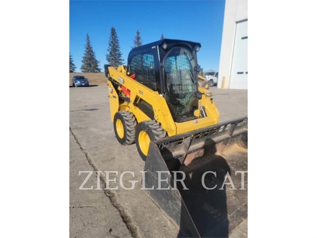 CAT 232D3 Kompaktlastare