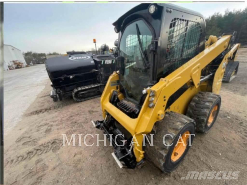 CAT 232D3 AQ Kompaktlastare