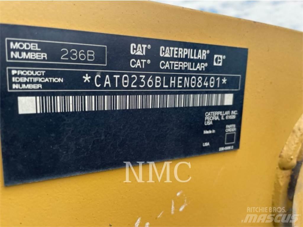 CAT 236B Kompaktlastare