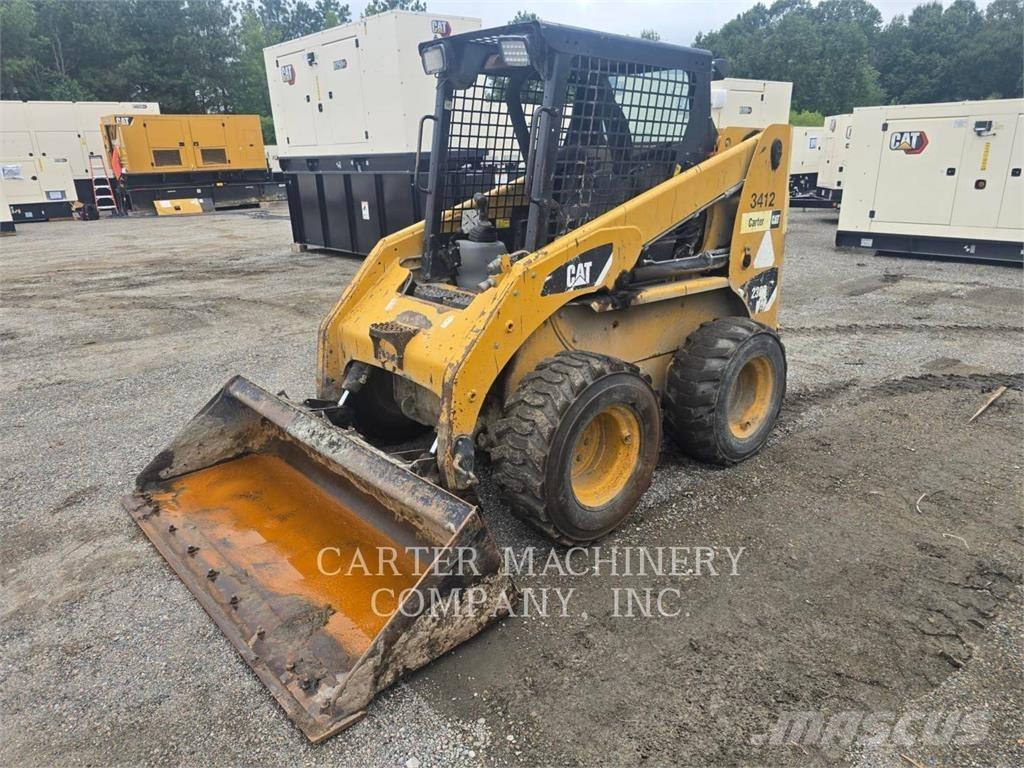 CAT 236B3 Kompaktlastare