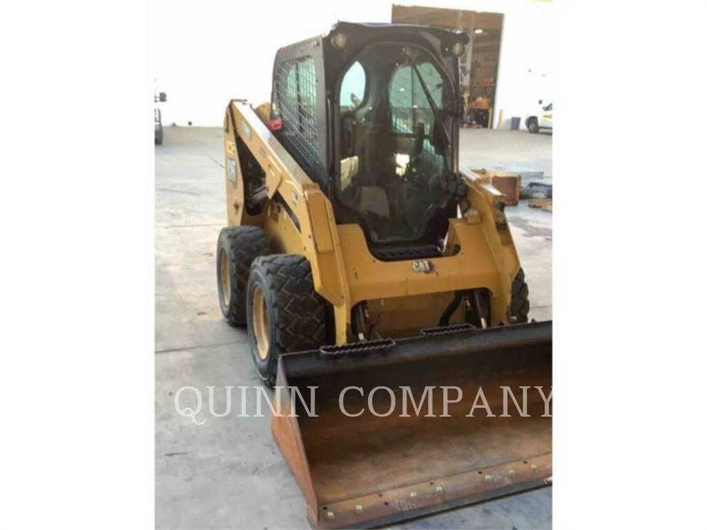 CAT 236D Kompaktlastare